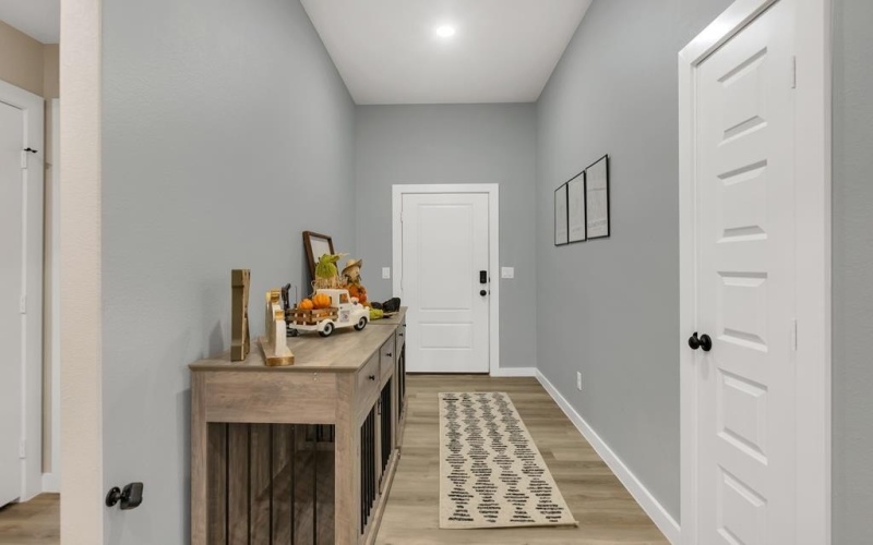 5704 Sandpiper St, Midland, TX 79705, 3 Habitaciones Habitaciones , ,2 BañosBaños,Residential,En Venta,5704 Sandpiper St,0,163669