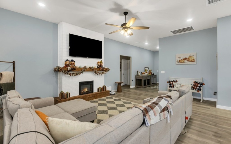 5704 Sandpiper St, Midland, TX 79705, 3 Habitaciones Habitaciones , ,2 BañosBaños,Residential,En Venta,5704 Sandpiper St,0,163669