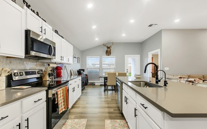 5704 Sandpiper St, Midland, TX 79705, 3 Habitaciones Habitaciones , ,2 BañosBaños,Residential,En Venta,5704 Sandpiper St,0,163669