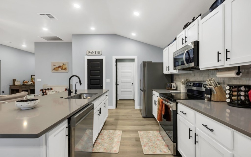 5704 Sandpiper St, Midland, TX 79705, 3 Habitaciones Habitaciones , ,2 BañosBaños,Residential,En Venta,5704 Sandpiper St,0,163669