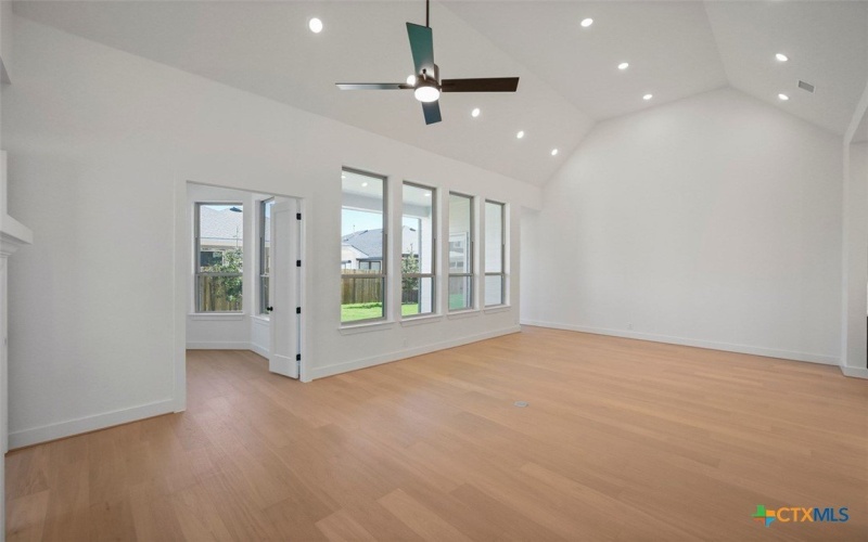 11612 Stoltzer, San Antonio, TX 78254, 4 Bedrooms Bedrooms, ,3 BathroomsBathrooms,Residential,For Sale,11612 Stoltzer,0,595314