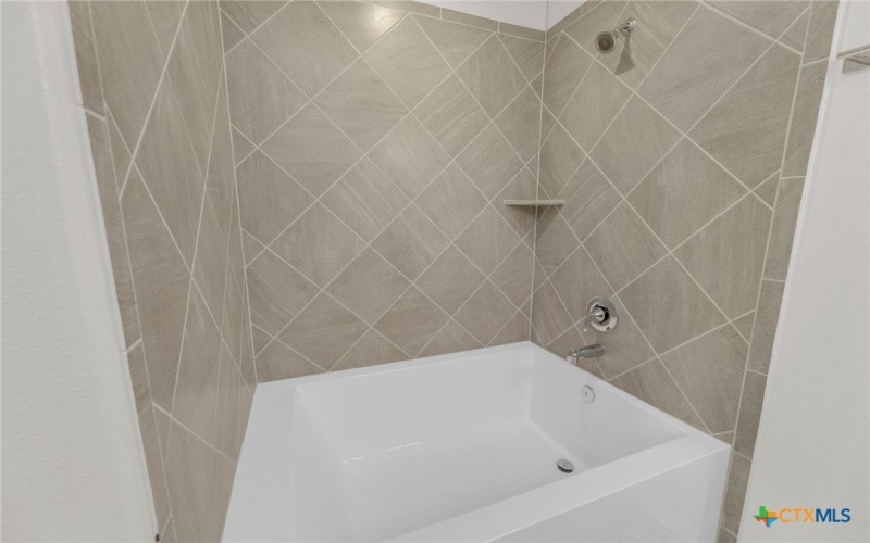 1925 Jadd Street, Belton, TX 76513, 3 Bedrooms Bedrooms, ,2 BathroomsBathrooms,Residential,For Sale,1925 Jadd Street,0,595323