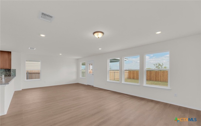 1925 Jadd Street, Belton, TX 76513, 3 Bedrooms Bedrooms, ,2 BathroomsBathrooms,Residential,For Sale,1925 Jadd Street,0,595323