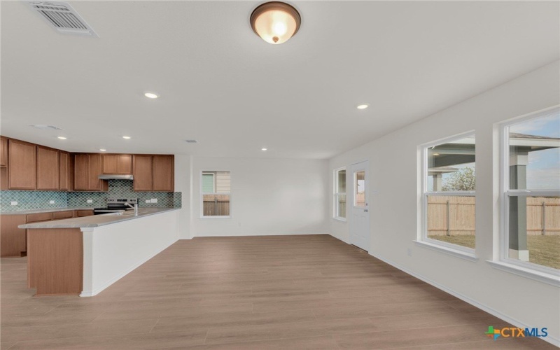 1925 Jadd Street, Belton, TX 76513, 3 Bedrooms Bedrooms, ,2 BathroomsBathrooms,Residential,For Sale,1925 Jadd Street,0,595323