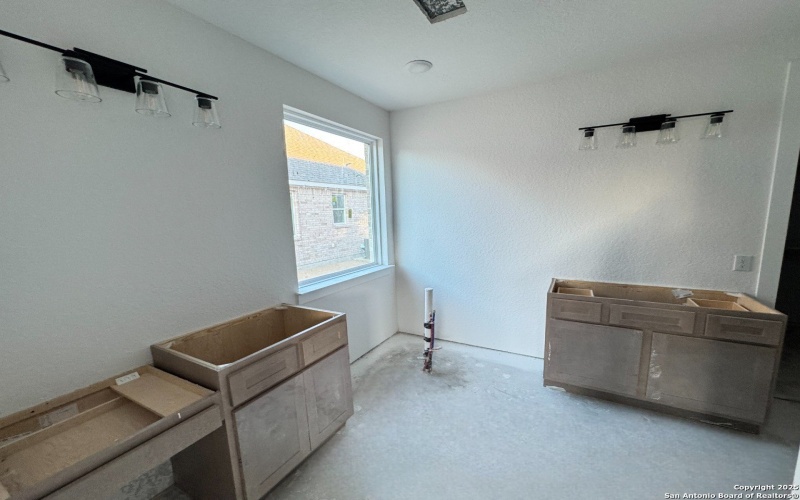 139 Annette Drive, Castroville, TX 78009, 4 Bedrooms Bedrooms, ,3 BathroomsBathrooms,Residential,For Sale,139 Annette Drive,0,1915291