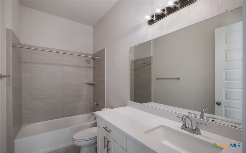 584 Tobacco Pass, New Braunfels, TX 78132, 4 Habitaciones Habitaciones , ,2 BañosBaños,Residential,En Venta,584 Tobacco Pass,0,475459