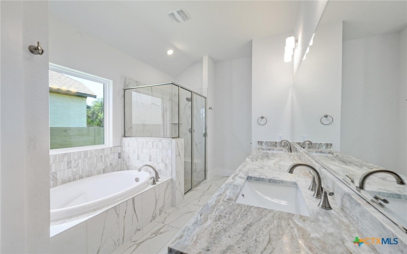 1218 Catnip, New Braunfels, TX 78132, 4 Habitaciones Habitaciones , ,3 BañosBaños,Residential,En Venta,1218 Catnip,0,595257