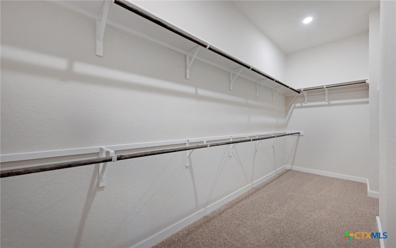 1823 Weinnacht, New Braunfels, TX 78132, 5 Habitaciones Habitaciones , ,5 BañosBaños,Residential,En Venta,1823 Weinnacht,0,595264