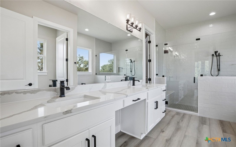 320 Yellow Ribbon Trail, Burnet, TX 78611, 4 Bedrooms Bedrooms, ,2 BathroomsBathrooms,Residential,For Sale,320 Yellow Ribbon Trail,0,595258