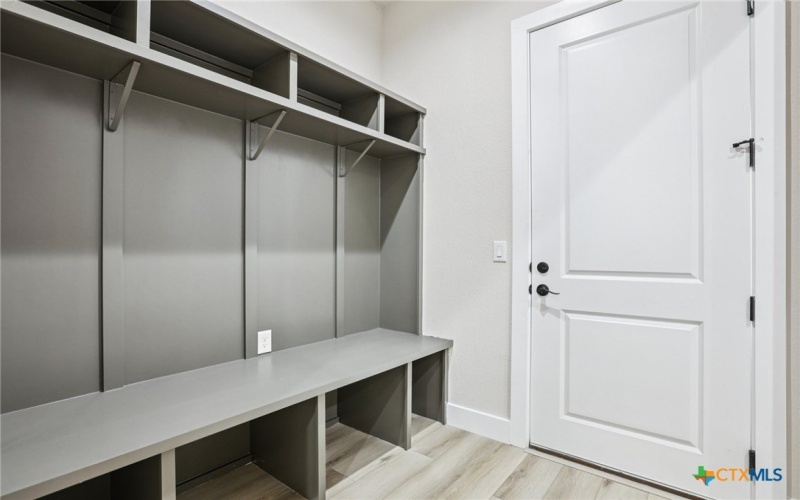 320 Yellow Ribbon Trail, Burnet, TX 78611, 4 Bedrooms Bedrooms, ,2 BathroomsBathrooms,Residential,For Sale,320 Yellow Ribbon Trail,0,595258