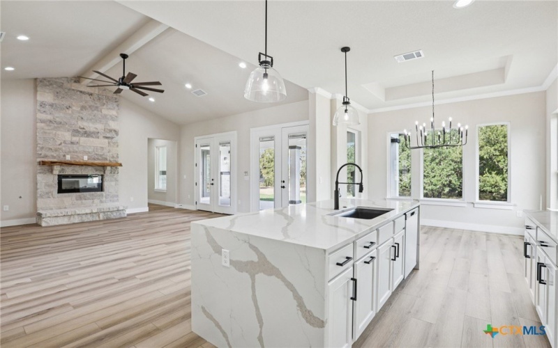 320 Yellow Ribbon Trail, Burnet, TX 78611, 4 Bedrooms Bedrooms, ,2 BathroomsBathrooms,Residential,For Sale,320 Yellow Ribbon Trail,0,595258