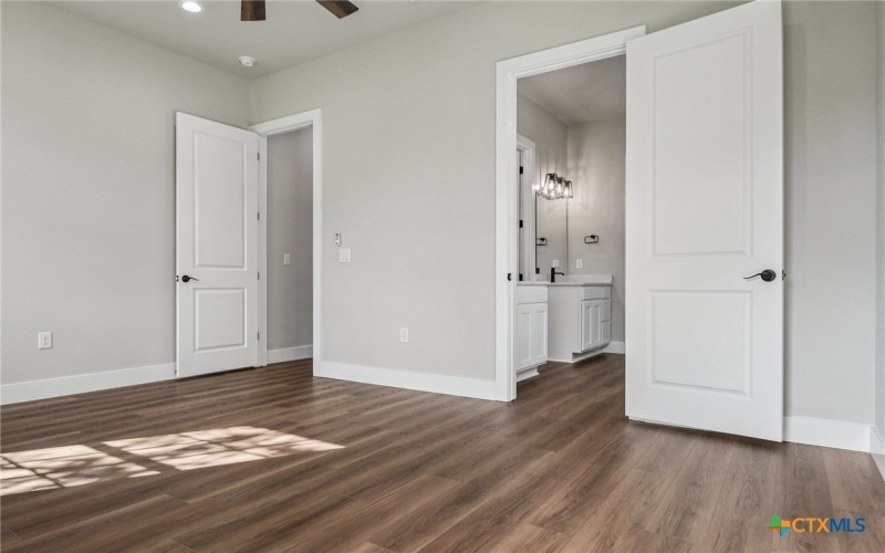 242 Sunday Drive, Burnet, TX 78611, 4 Habitaciones Habitaciones , ,3 BañosBaños,Residential,En Venta,242 Sunday Drive,0,595282