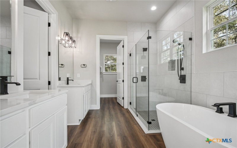 242 Sunday Drive, Burnet, TX 78611, 4 Habitaciones Habitaciones , ,3 BañosBaños,Residential,En Venta,242 Sunday Drive,0,595282