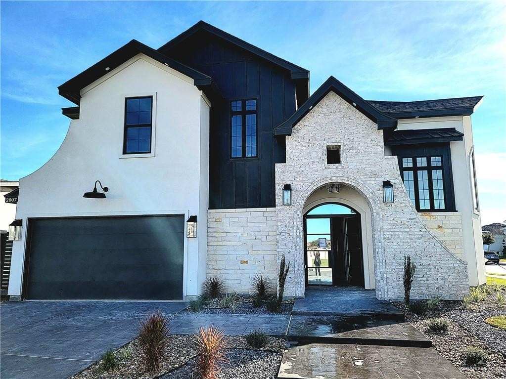 2700 E Giorgio Drive, Edinburg, TX 78542, 4 Bedrooms Bedrooms, ,3 BathroomsBathrooms,Residential,For Sale,2700 E Giorgio Drive,0,483370