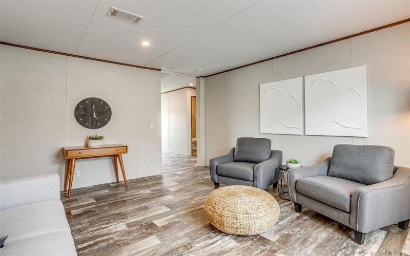 242 Huddleston Road, Sunset, TX 76270, 4 Bedrooms Bedrooms, ,2 BathroomsBathrooms,Residential,For Sale,242 Huddleston Road,0,21019436