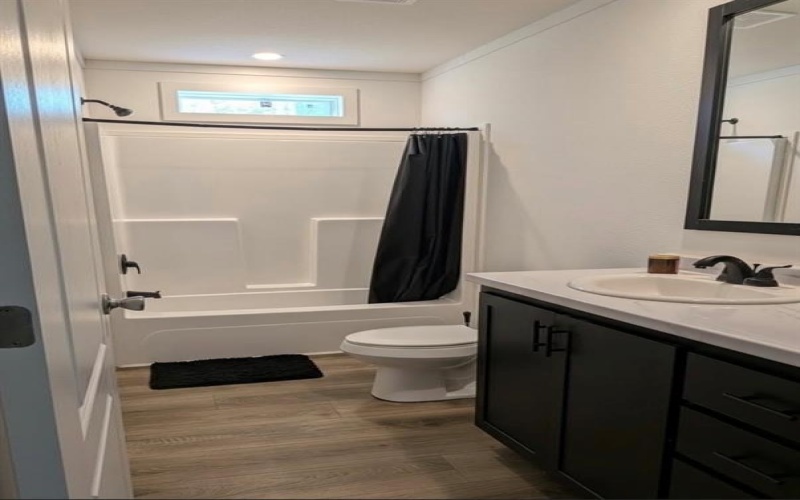 4674 Azle Highway, Weatherford, TX 76085, 4 Bedrooms Bedrooms, ,3 BathroomsBathrooms,Residential,For Sale,4674 Azle Highway,0,21072188