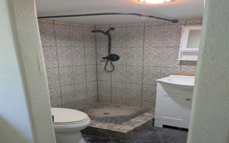 4674 Azle Highway, Weatherford, TX 76085, 4 Bedrooms Bedrooms, ,3 BathroomsBathrooms,Residential,For Sale,4674 Azle Highway,0,21072188