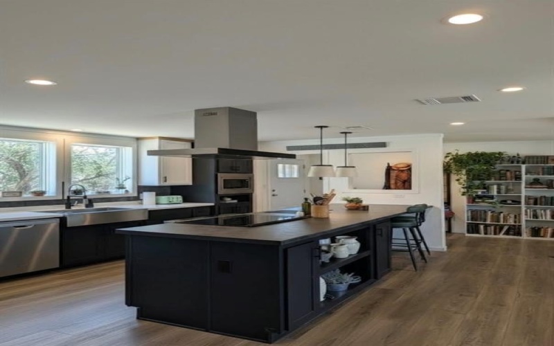 4674 Azle Highway, Weatherford, TX 76085, 4 Bedrooms Bedrooms, ,3 BathroomsBathrooms,Residential,For Sale,4674 Azle Highway,0,21072188