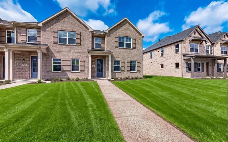 1832 Summer Aura, Mesquite, TX 75181, 3 Bedrooms Bedrooms, ,2 BathroomsBathrooms,Residential,For Sale,1832 Summer Aura,0,21083600