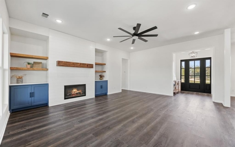 372 County Road 4300, Greenville, TX 75401, 4 Habitaciones Habitaciones , ,2 BañosBaños,Residential,En Venta,372 County Road 4300,0,21084549