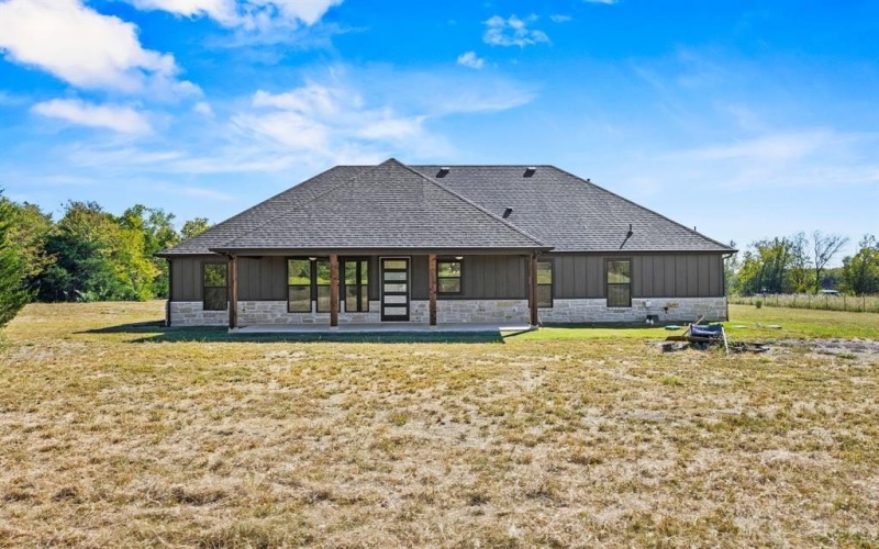 372 County Road 4300, Greenville, TX 75401, 4 Habitaciones Habitaciones , ,2 BañosBaños,Residential,En Venta,372 County Road 4300,0,21084549