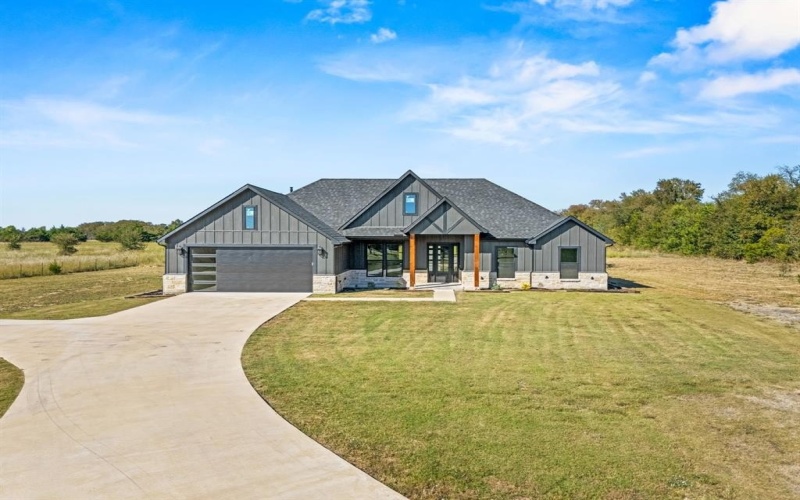 372 County Road 4300, Greenville, TX 75401, 4 Habitaciones Habitaciones , ,2 BañosBaños,Residential,En Venta,372 County Road 4300,0,21084549