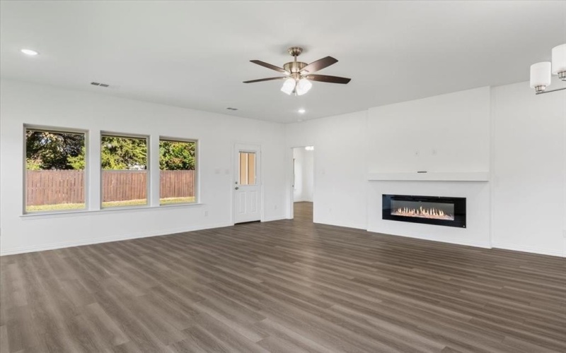 3809 Robert L Parish Sr Avenue, Dallas, TX 75210, 3 Bedrooms Bedrooms, ,2 BathroomsBathrooms,Residential,For Sale,3809 Robert L Parish Sr Avenue,0,21084776