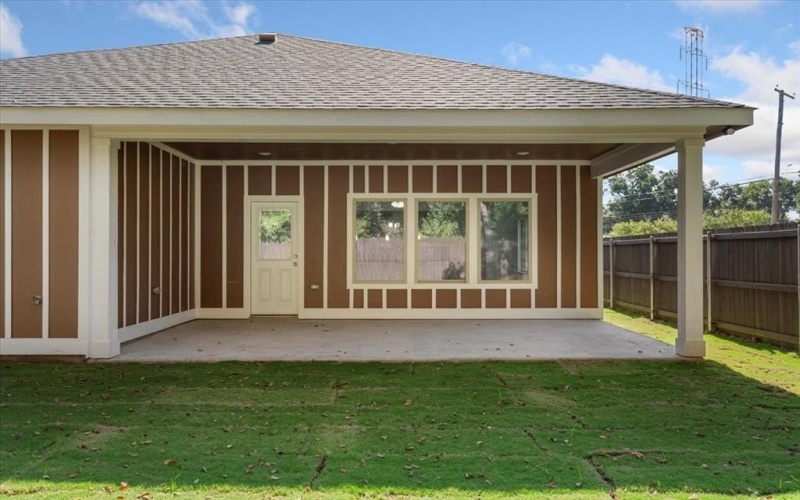 3809 Robert L Parish Sr Avenue, Dallas, TX 75210, 3 Bedrooms Bedrooms, ,2 BathroomsBathrooms,Residential,For Sale,3809 Robert L Parish Sr Avenue,0,21084776