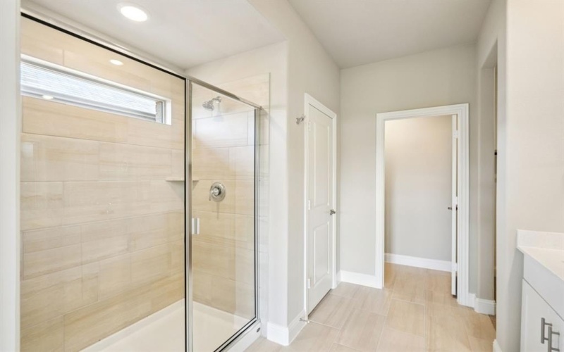 517 Midnight Oak Drive, McKinney, TX 75069, 4 Habitaciones Habitaciones , ,3 BañosBaños,Residential,En Venta,517 Midnight Oak Drive,0,21084970