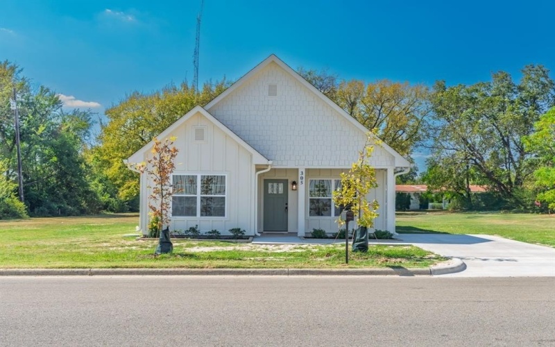 503 N Jackson Street, Sulphur Springs, TX 75482, 2 Habitaciones Habitaciones , ,1 BañoBaños,Residential,En Venta,503 N Jackson Street,0,21085216