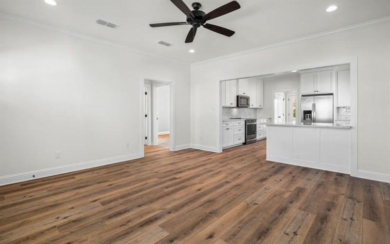 503 N Jackson Street, Sulphur Springs, TX 75482, 2 Habitaciones Habitaciones , ,1 BañoBaños,Residential,En Venta,503 N Jackson Street,0,21085216