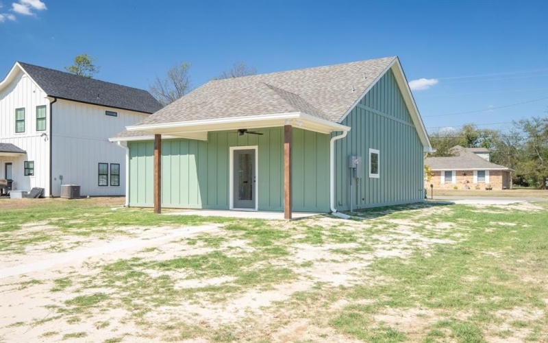 224 Middle Street, Sulphur Springs, TX 75482, 2 Habitaciones Habitaciones , ,1 BañoBaños,Residential,En Venta,224 Middle Street,0,21085251