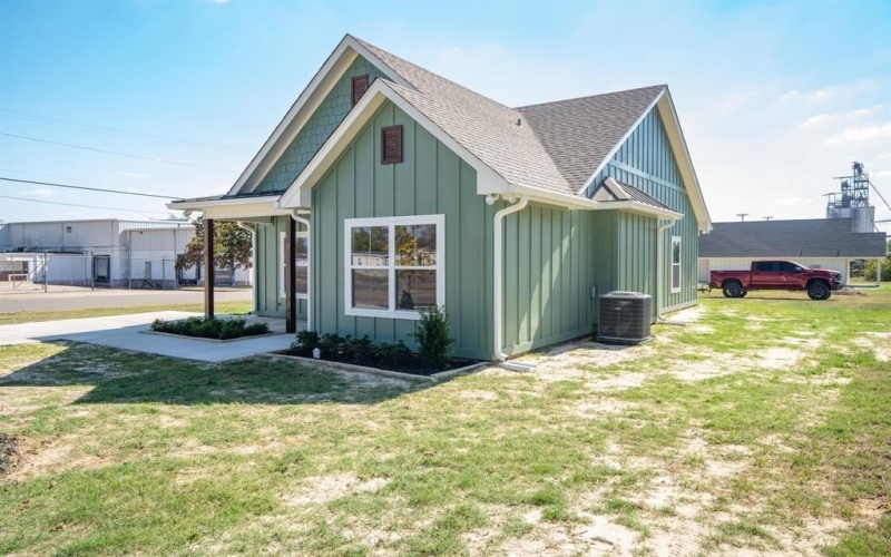 224 Middle Street, Sulphur Springs, TX 75482, 2 Habitaciones Habitaciones , ,1 BañoBaños,Residential,En Venta,224 Middle Street,0,21085251