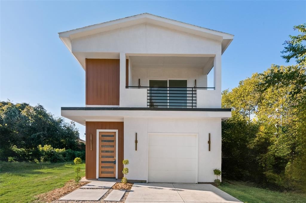 3143 Mcdermott Avenue, Dallas, TX 75215, 3 Bedrooms Bedrooms, ,2 BathroomsBathrooms,Residential,For Sale,3143 Mcdermott Avenue,0,21085479