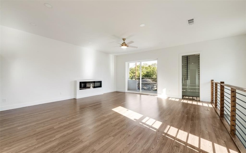 3143 Mcdermott Avenue, Dallas, TX 75215, 3 Habitaciones Habitaciones , ,2 BañosBaños,Residential,En Venta,3143 Mcdermott Avenue,0,21085479