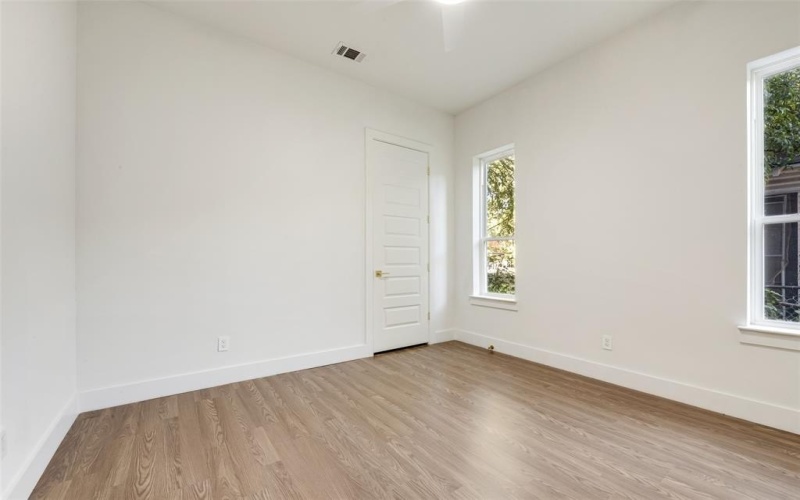 3143 Mcdermott Avenue, Dallas, TX 75215, 3 Habitaciones Habitaciones , ,2 BañosBaños,Residential,En Venta,3143 Mcdermott Avenue,0,21085479