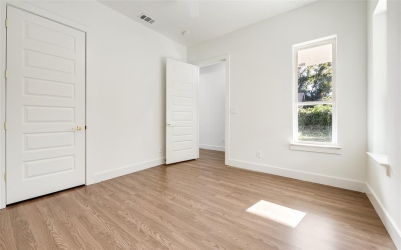3143 Mcdermott Avenue, Dallas, TX 75215, 3 Habitaciones Habitaciones , ,2 BañosBaños,Residential,En Venta,3143 Mcdermott Avenue,0,21085479