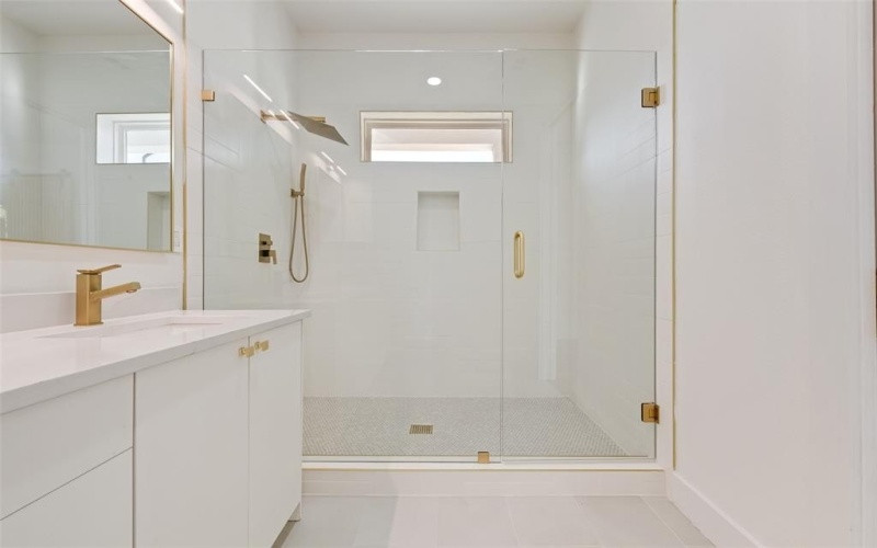 3143 Mcdermott Avenue, Dallas, TX 75215, 3 Habitaciones Habitaciones , ,2 BañosBaños,Residential,En Venta,3143 Mcdermott Avenue,0,21085479