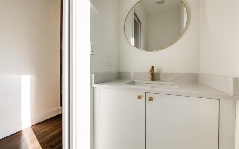 3143 Mcdermott Avenue, Dallas, TX 75215, 3 Habitaciones Habitaciones , ,2 BañosBaños,Residential,En Venta,3143 Mcdermott Avenue,0,21085479
