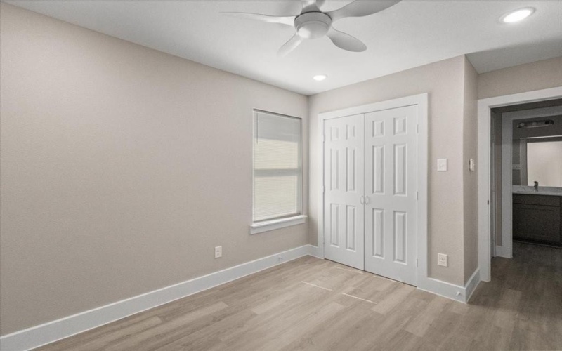 2644-46 Hutchinson Street, Fort Worth, TX 76106, 6 Habitaciones Habitaciones , ,6 BañosBaños,Residential Multi Family,En Venta,2644-46 Hutchinson Street,0,21086211