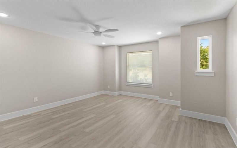 2644-46 Hutchinson Street, Fort Worth, TX 76106, 6 Habitaciones Habitaciones , ,6 BañosBaños,Residential Multi Family,En Venta,2644-46 Hutchinson Street,0,21086211