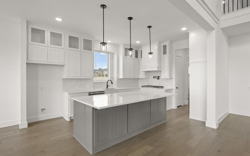 291 Cheyenne Mountain Drive, Ovilla, TX 75154, 5 Bedrooms Bedrooms, ,5 BathroomsBathrooms,Residential,For Sale,291 Cheyenne Mountain Drive,0,21086220