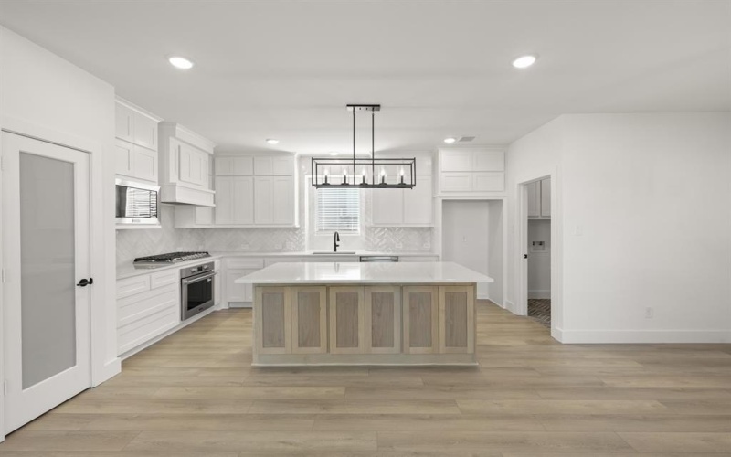 417 Newpark Boulevard, DeSoto, TX 75115, 4 Habitaciones Habitaciones , ,3 BañosBaños,Residential,En Venta,417 Newpark Boulevard,0,21086224