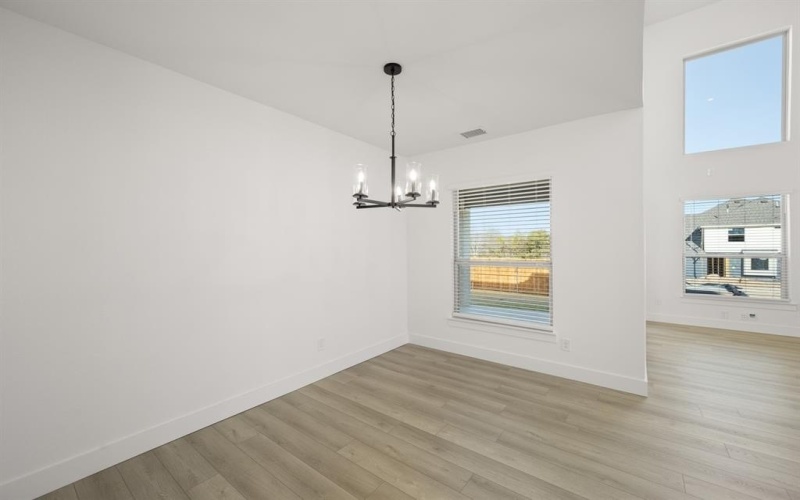 417 Newpark Boulevard, DeSoto, TX 75115, 4 Habitaciones Habitaciones , ,3 BañosBaños,Residential,En Venta,417 Newpark Boulevard,0,21086224