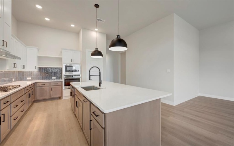 7836 Pondview Lane, Fort Worth, TX 76123, 4 Habitaciones Habitaciones , ,3 BañosBaños,Residential,En Venta,7836 Pondview Lane,0,21086365