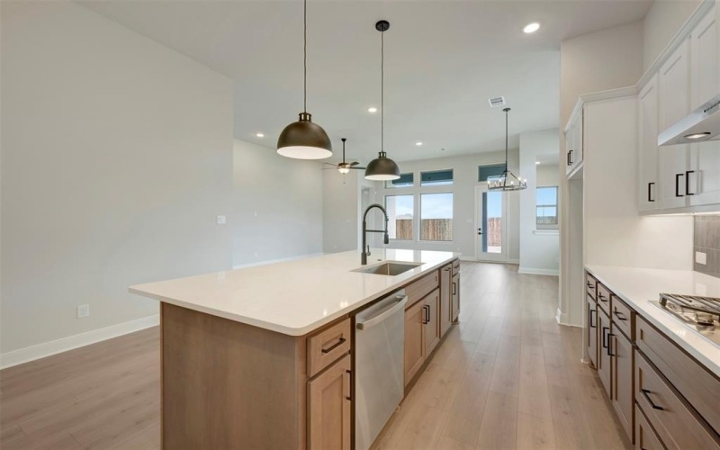 7836 Pondview Lane, Fort Worth, TX 76123, 4 Habitaciones Habitaciones , ,3 BañosBaños,Residential,En Venta,7836 Pondview Lane,0,21086365