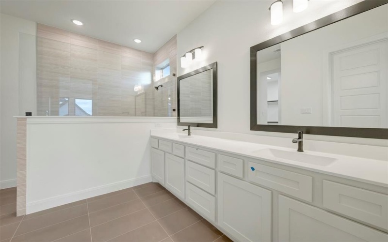 1059 Lookout Drive, Rockwall, TX 75087, 4 Habitaciones Habitaciones , ,3 BañosBaños,Residential,En Venta,1059 Lookout Drive,0,21086386