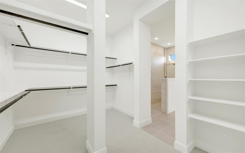 1059 Lookout Drive, Rockwall, TX 75087, 4 Habitaciones Habitaciones , ,3 BañosBaños,Residential,En Venta,1059 Lookout Drive,0,21086386