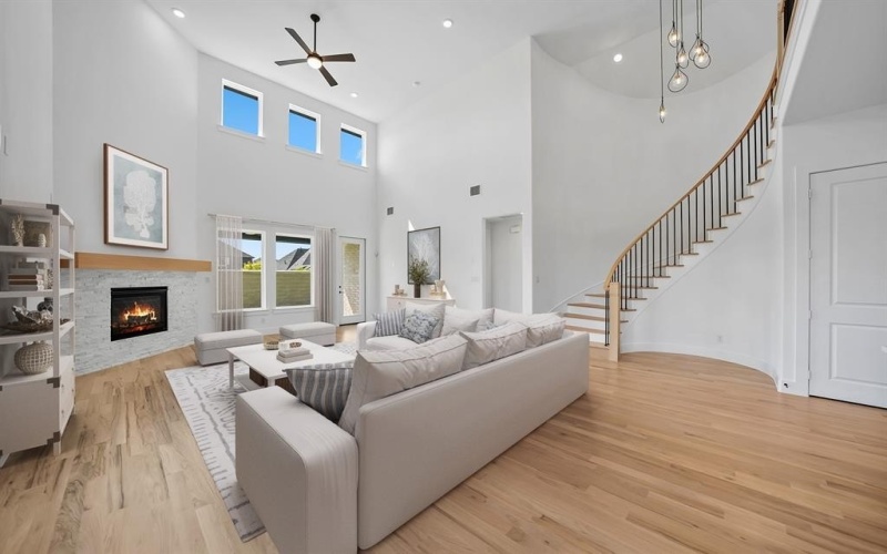 587 Mayfair Lane, Frisco, TX 75033, 4 Habitaciones Habitaciones , ,5 BañosBaños,Residential,En Venta,587 Mayfair Lane,0,21086396