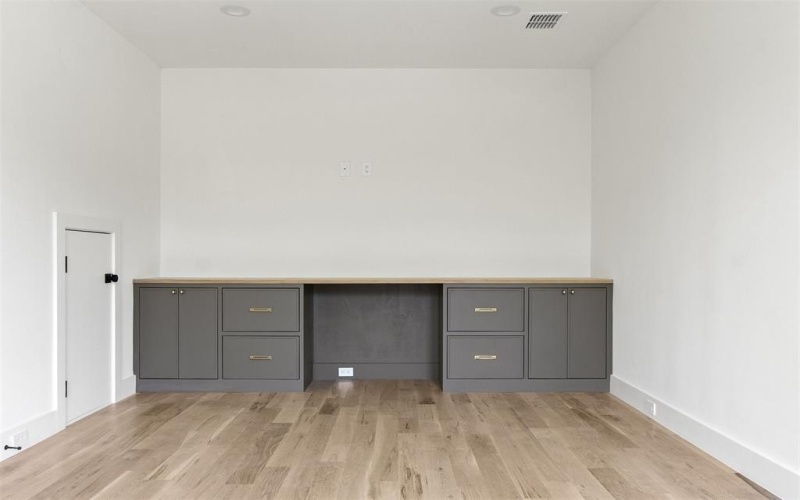 10248 Sherbrook Lane, Dallas, TX 75229, 5 Habitaciones Habitaciones , ,6 BañosBaños,Residential,En Venta,10248 Sherbrook Lane,0,21086398